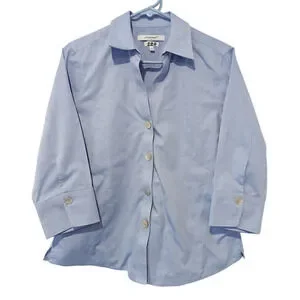 Foxcroft Women's Blue Non-Iron Shirt Button Up Blouse, Mother of Pearl  Buttons